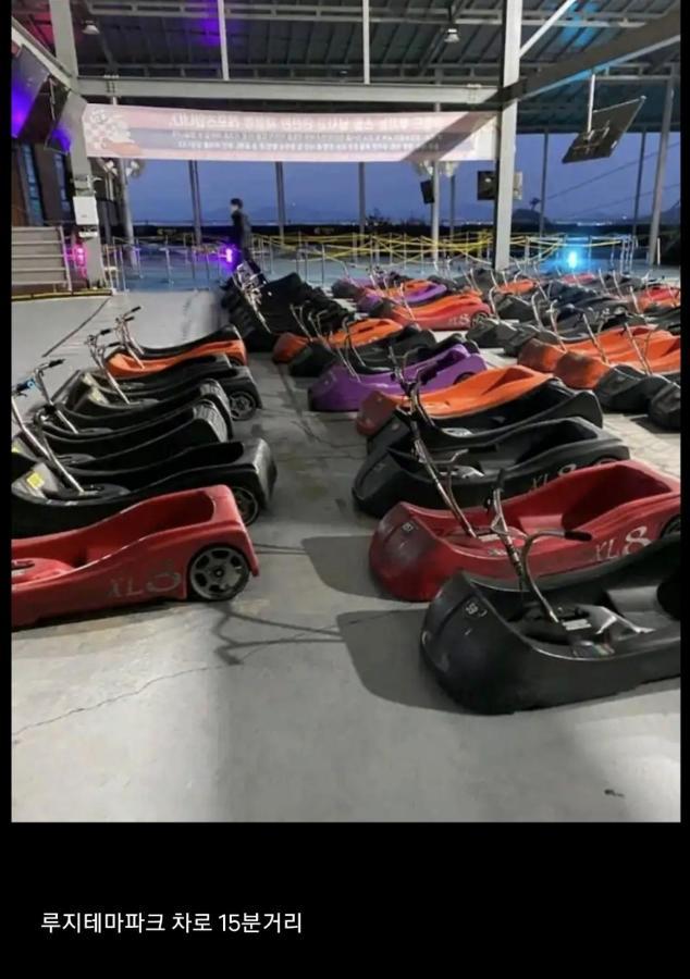 Lotte Castle Marina Aparthotel Yeosu Bagian luar foto